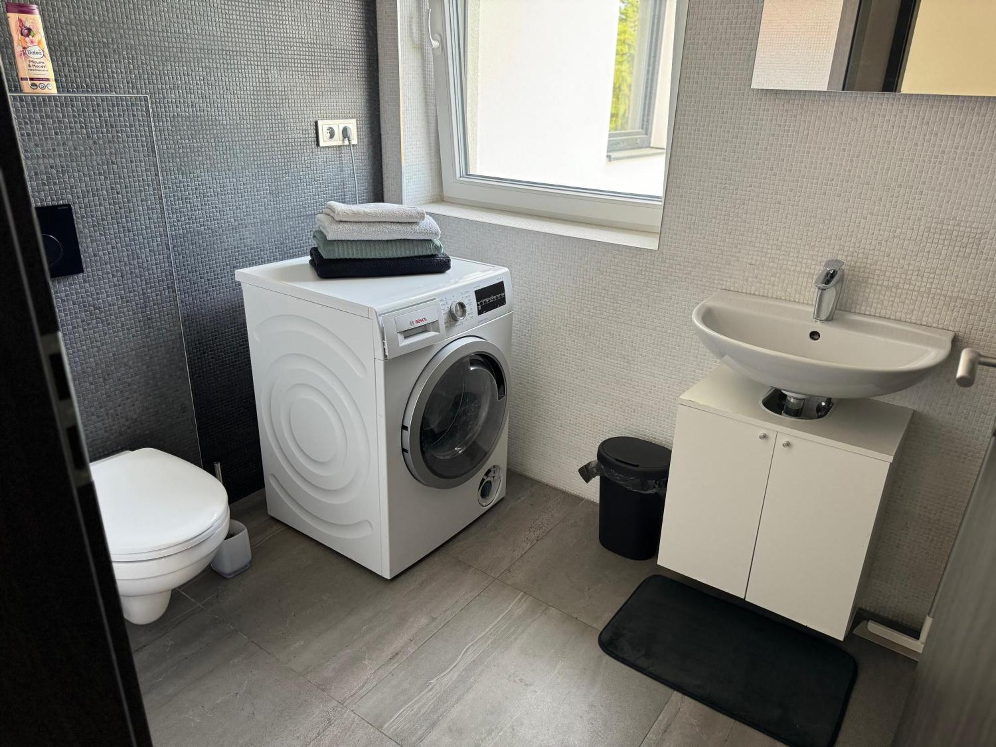 פראג Apartman Byt 75M2 Klid Priroda Pro Rodinu מראה חיצוני תמונה